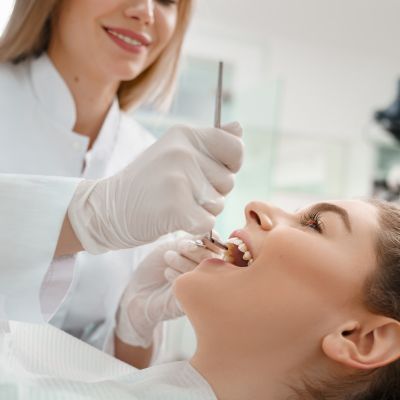 8 Lifestyle Changes That Can Improve Your Dental Health